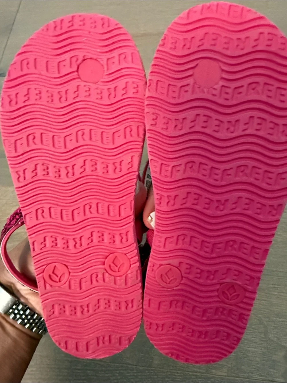 Reef Kids Hot Pink Glitter Strap Tropical Print Sandals